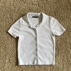 Brandy Melville white collared crop top | size: xs